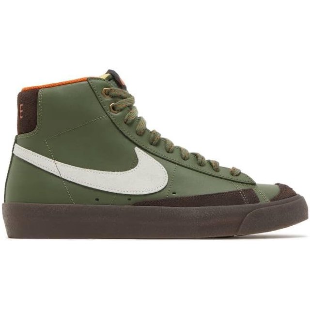 Nike mens Blazer Mid 77 Vintage
