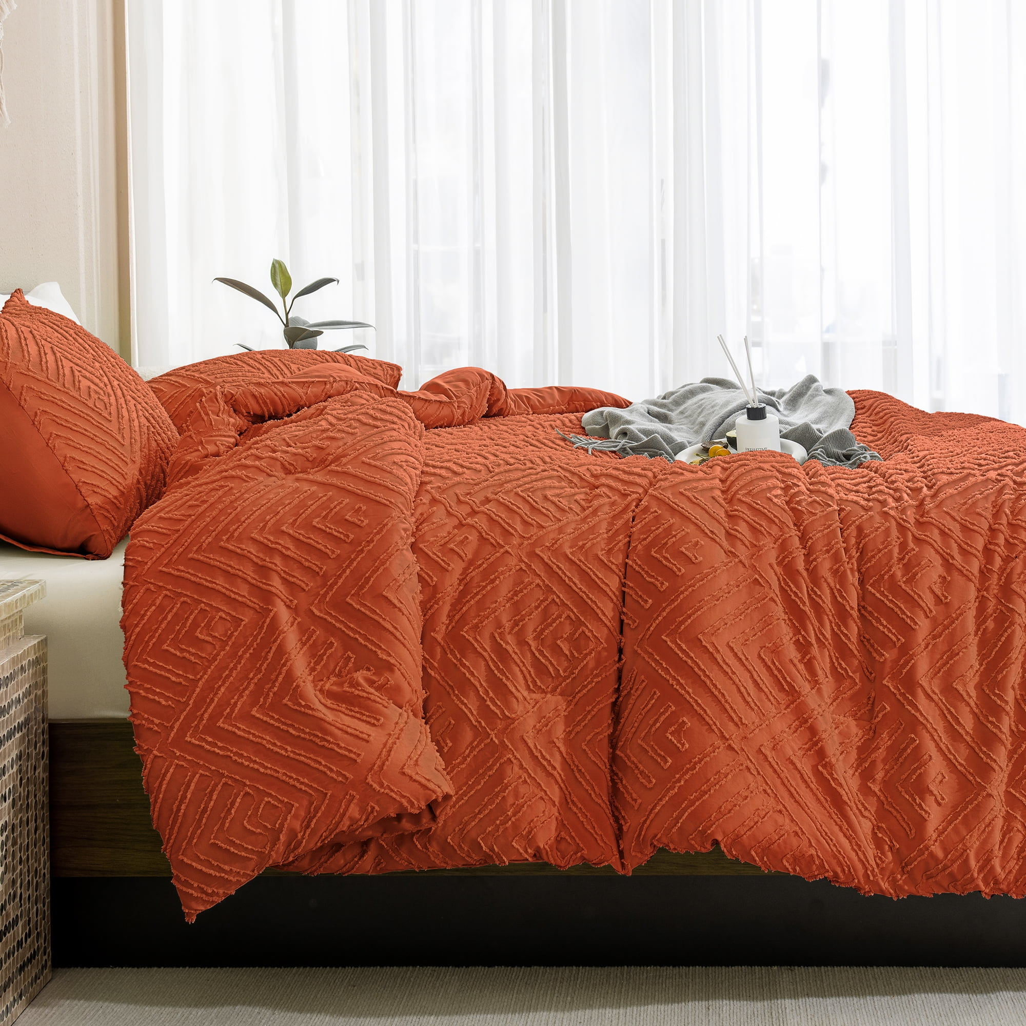 ANGENIA Queen Size Comforter Set Burnt Orange, 3 Pieces Soft Fluffy Terracotta Fall Boho Bedding Comforter Sets for Queen Bed, Rust Tufted Design Bed Set for All Seasons