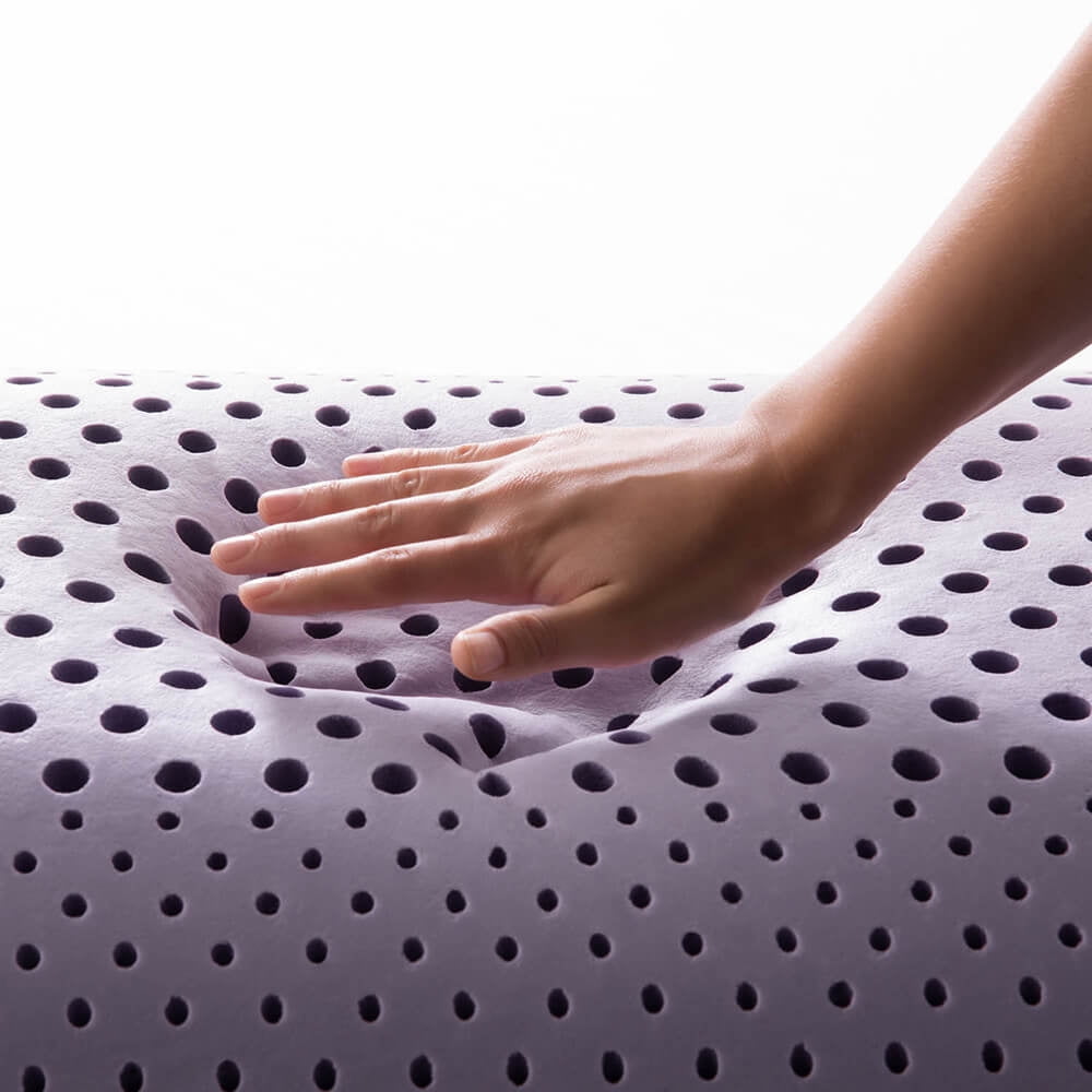 Z-Zoned ACTIVEDOUGH shoulder pillow with all-natural lavender scent. Feels like a blend of latex and memory foam. Queen size.