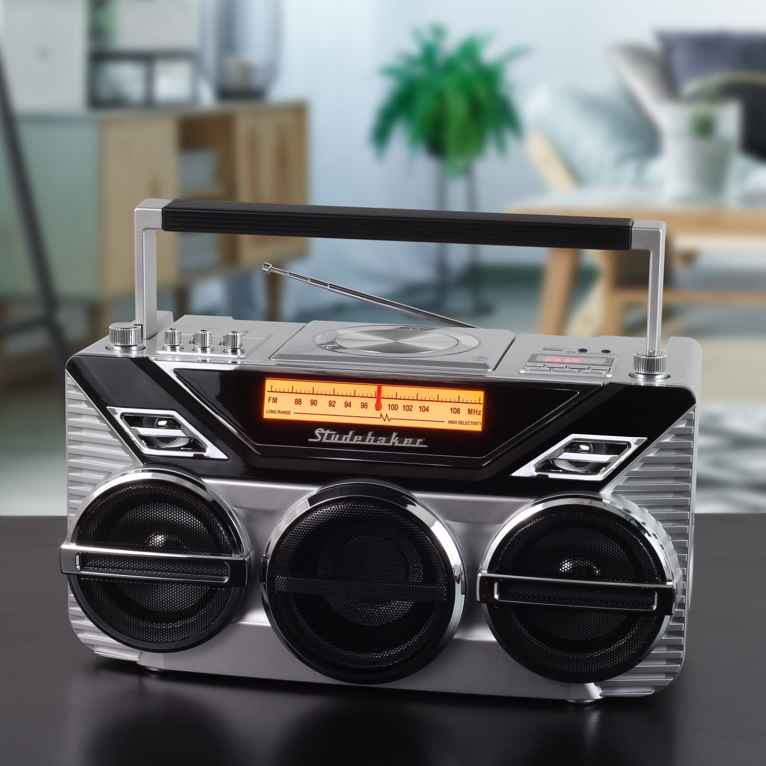 Studebaker SB2165S Avanti Bluetooth Boombox CD/AM-FM Radio/15 Watt Subwoofer (Silver)  [SPEAKERS]