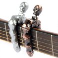 thumbnail image 5 of Cejilla Yashi con diseño de calavera y dedos para guitarra acústica, eléctrica y ukelele color negro, 5 of 5