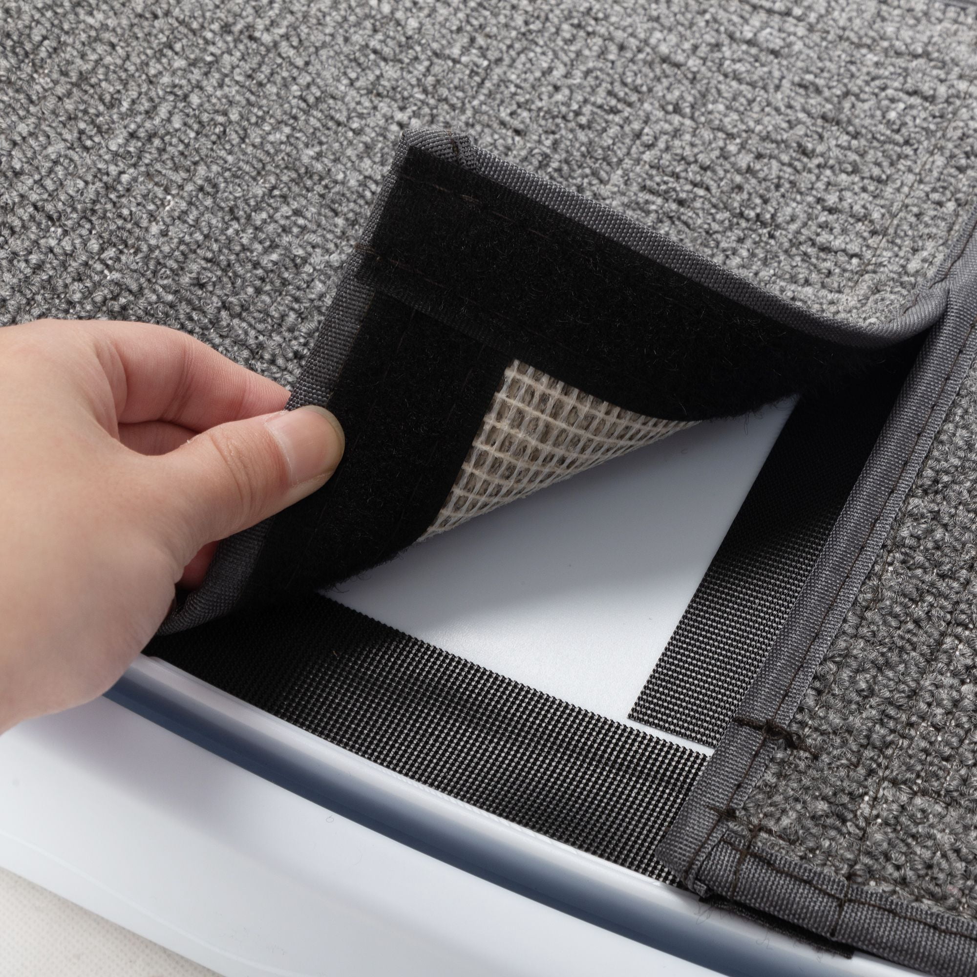 resenkos 31" Cat Exercise Wheel for Indoor Cats, Large Cat Running Wheels, Easy Assembled Cat Treadmill Wheel with Locking Mechanism, Ultra-Quiet Running for Cat‘s Healthy, White