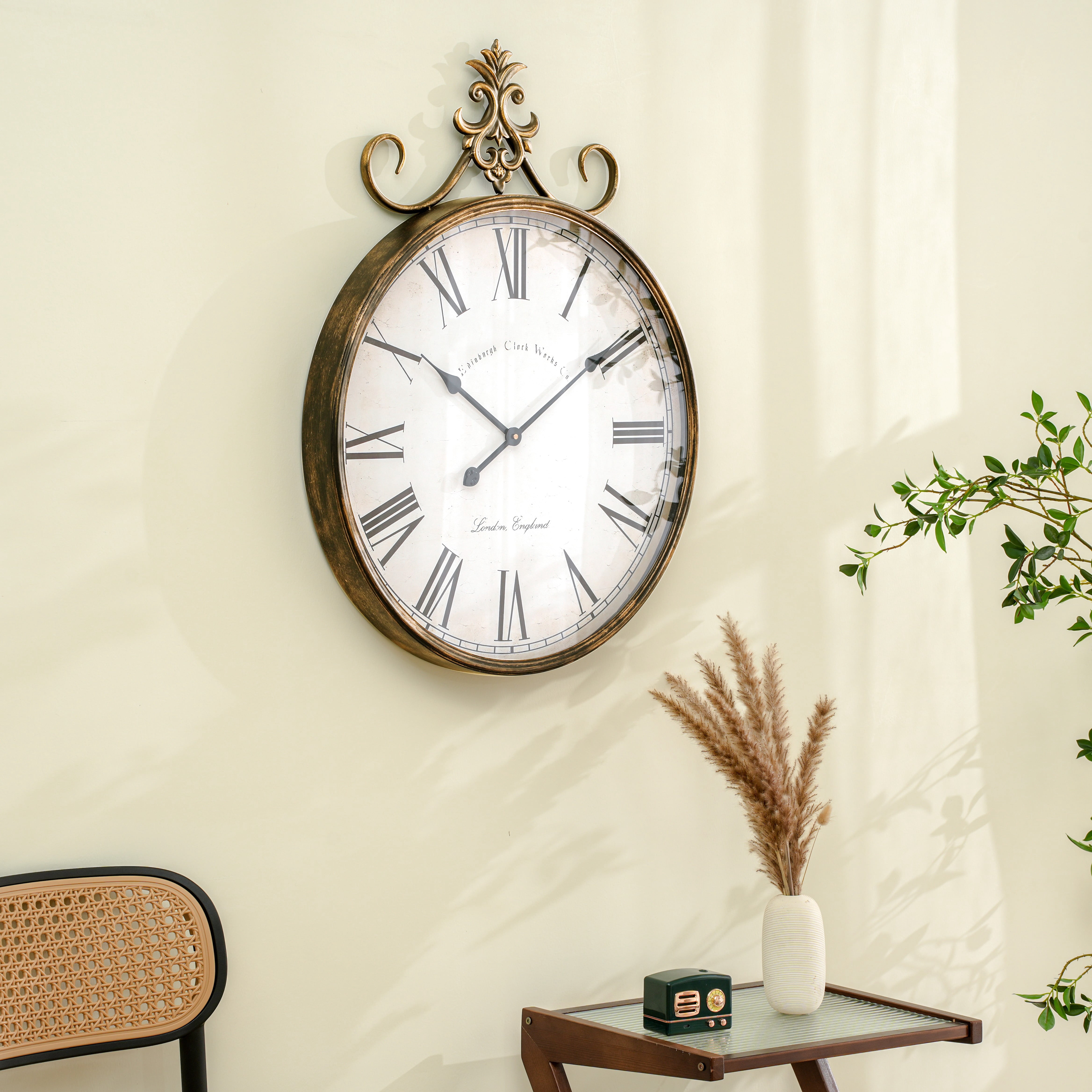 SHYFOY Antique Gold Wall Clock Ornate Baroque Metal Clock Retro Round Clock for Home Decor