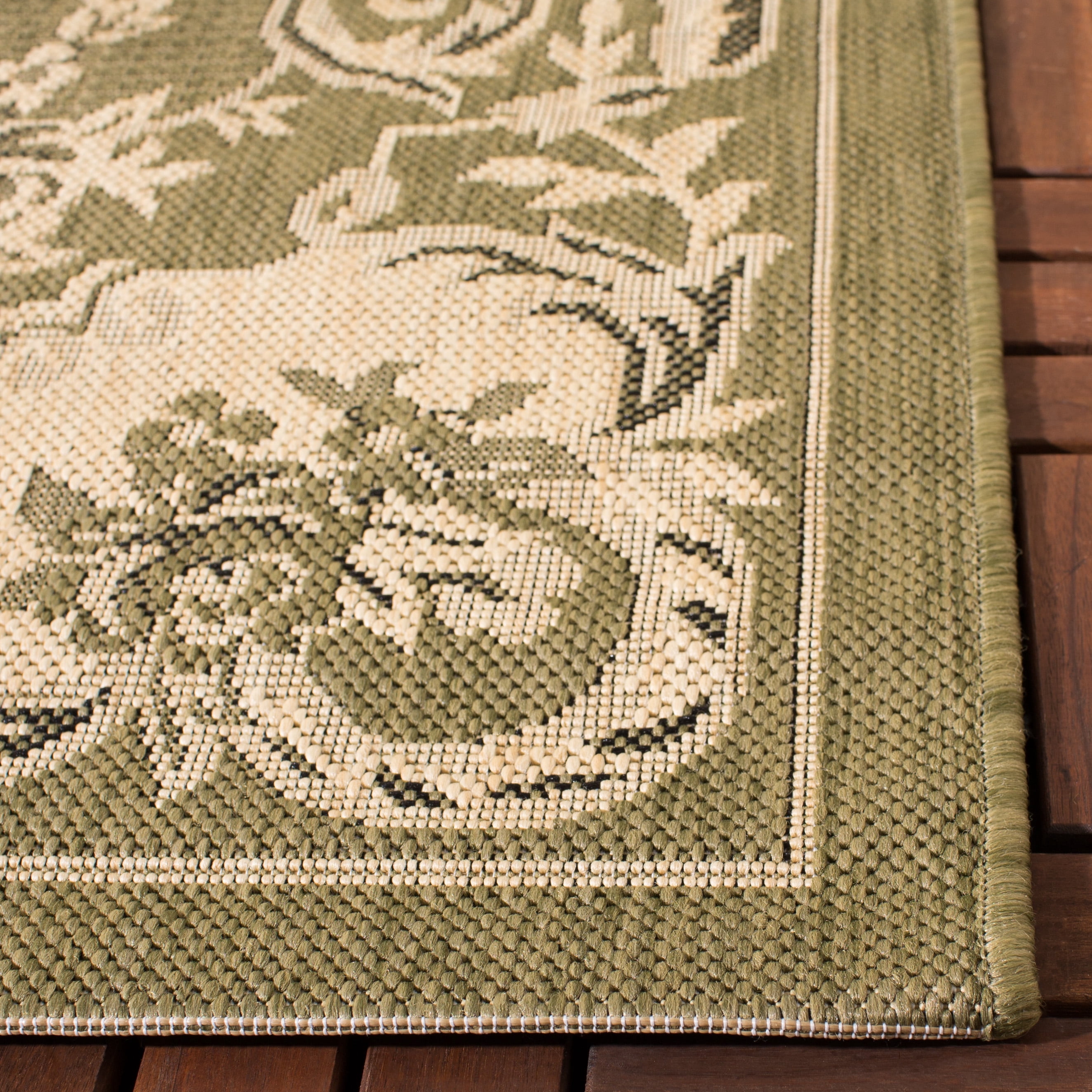 Safavieh Courtyard Dorian Oriental Indoor/Outdoor Area Rug, Cream/Green, 6'7" x 9'6"