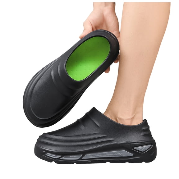 Rokment Men's Textured Chef Shoes Comfortable Slip Resistant Lightweight Waterproof Slip On Garden Clogs Work Mules for Kitchen Food Service Nursing Black Size 7