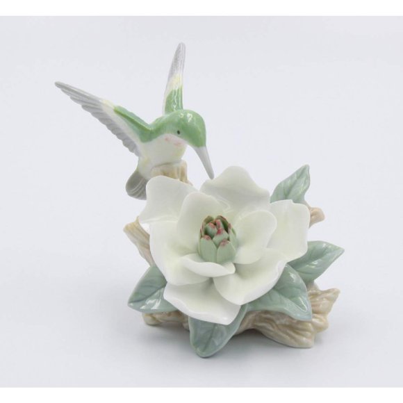 Cosmos Gifts 96402 Colibrí con Magnolia Verde