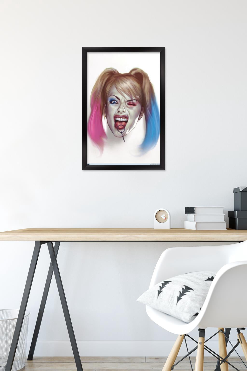 DC Comics - Harley Quinn - #1 Variant Wall Poster, 14.725" x 22.375" Framed