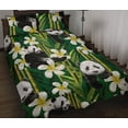 thumbnail image 1 of Colcha con estampado de flores de bambú Panda, 1 of 5