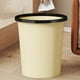 thumbnail image 1 of Cubo de basura de plástico Papelera redonda | Moderno cubo abierto para baño, cocina, salón | Diseño engrosado y duradero sin tapa | Anillo de bolsa seguro Base antideslizante | 9,06 x 8,46 x 6,10, 1 of 6
