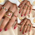 thumbnail image 2 of Conjunto de anillos con cuentas de Navidad para mujer, joyería de Feliz Año Nuevo, accesorios de regalo, árbol de Papá Noel, alce, 4 Uds./Set, novedad de 2022, 2 of 4