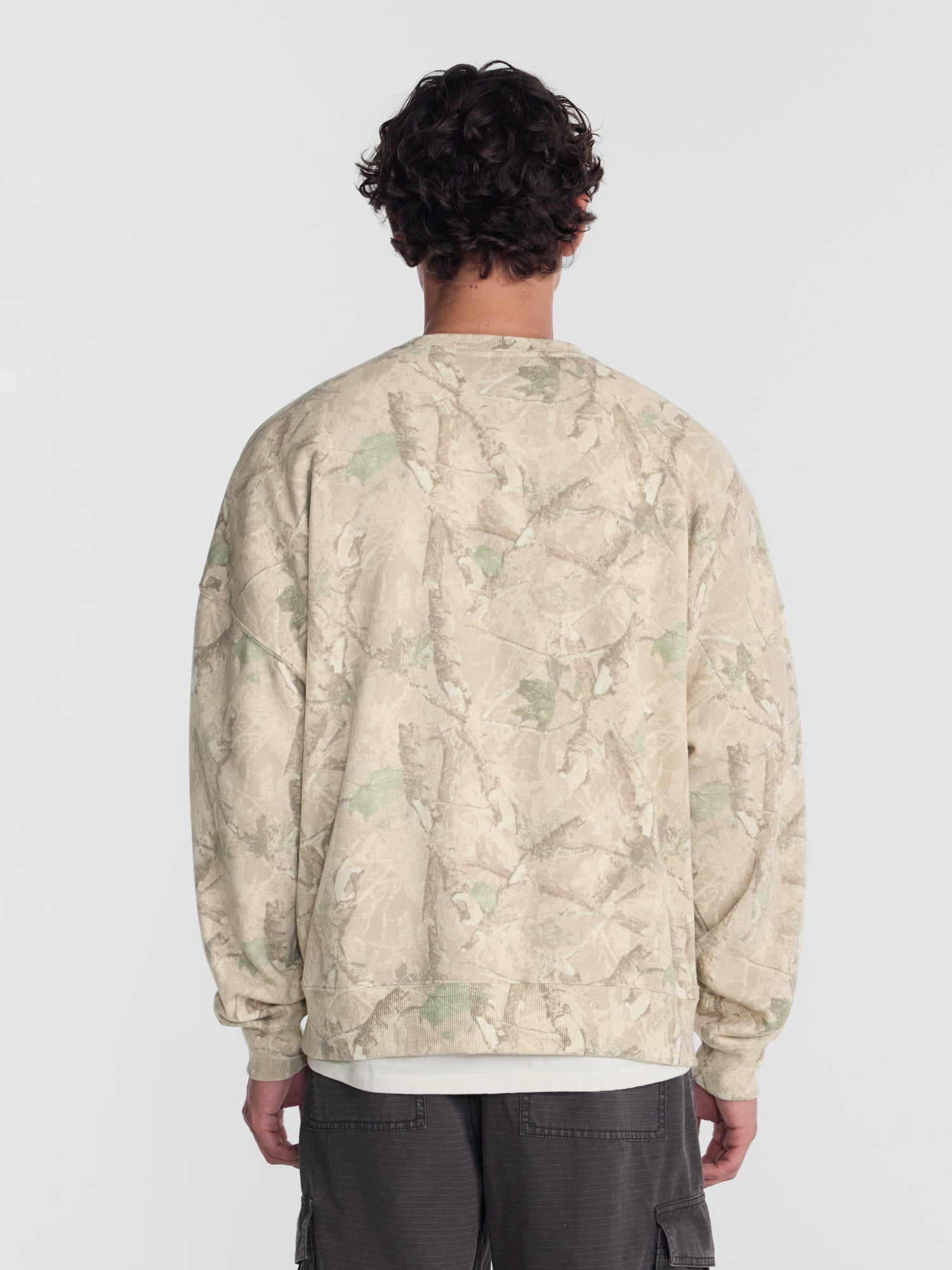 No Boundaries Crewneck Fleece Sweatshirt with Long Sleeves, Men's XS-4XLT