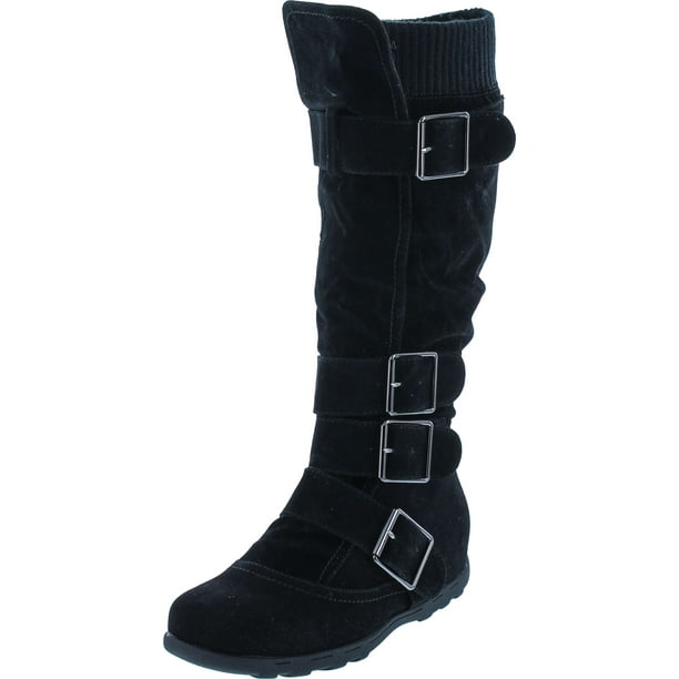 flat black boots with buckles