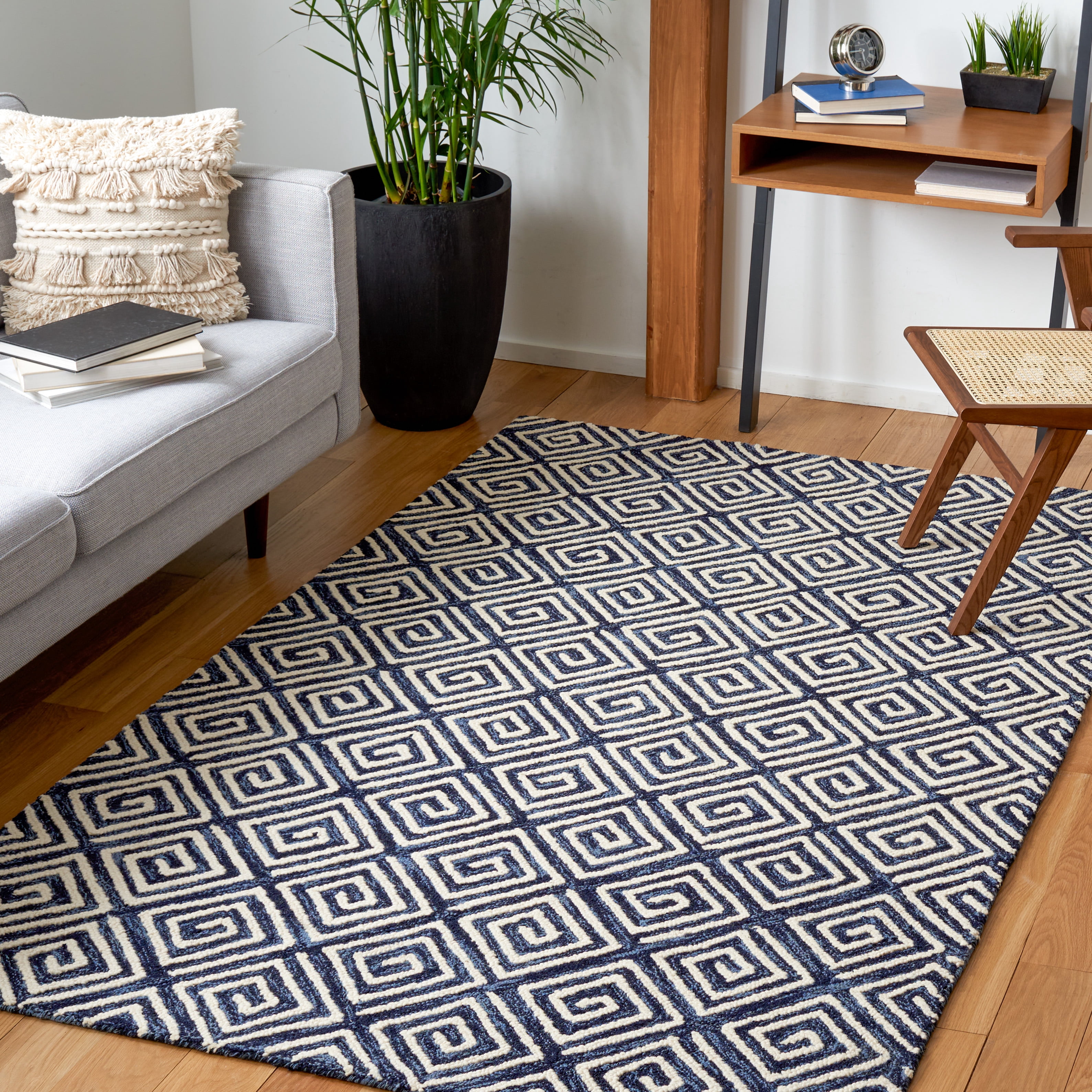 SAFAVIEH Metro Lauressa Geometric Area Rug, Navy/Ivory, 6' x 6' Square