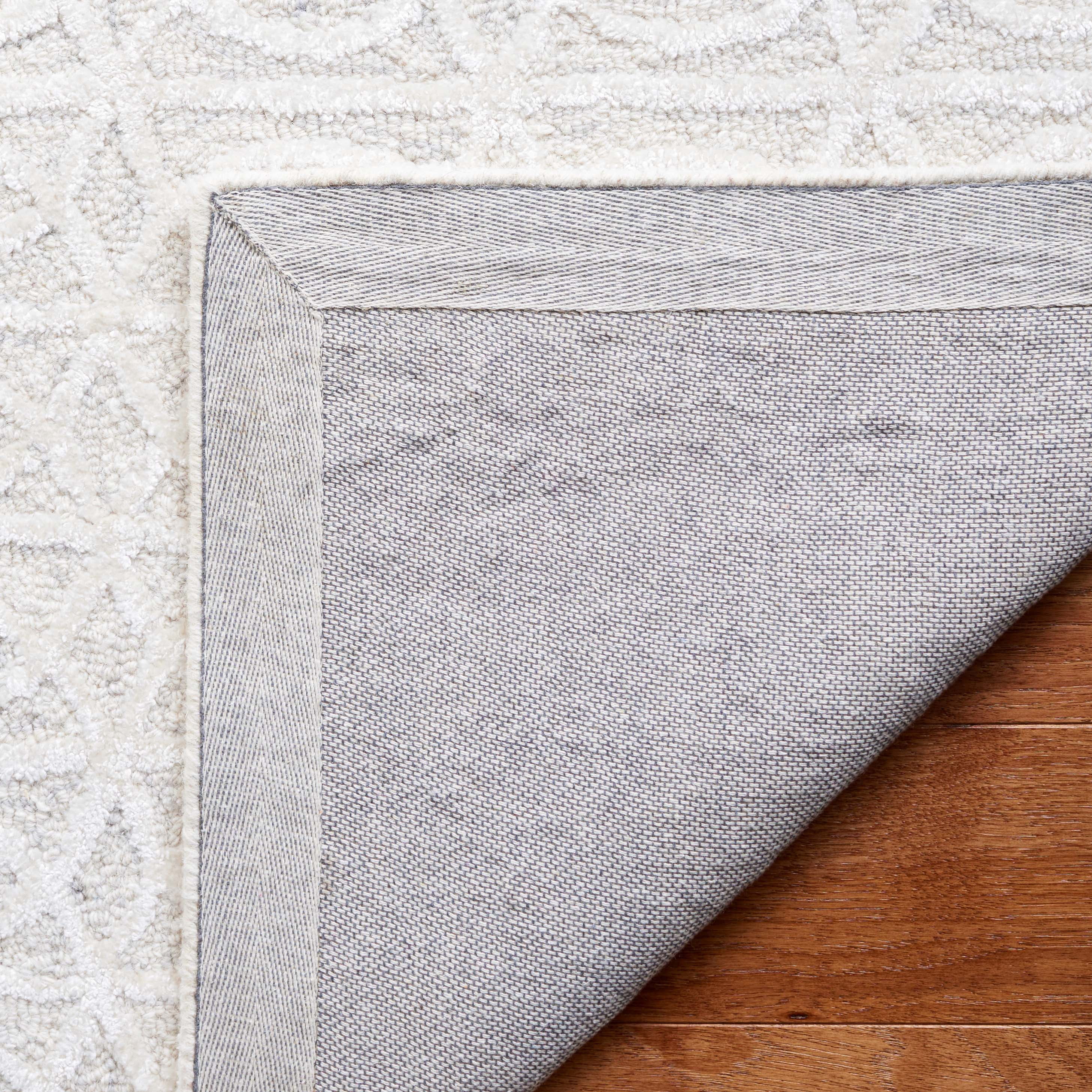 SAFAVIEH Ebony Abel Modern Area Rug, Beige/Ivory, 5' x 8'