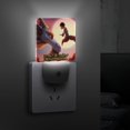 thumbnail image 4 of Guardián del Dragón Luz nocturna LED con sensor de anochecer a amanecer para dormitorio, baño, pasillo, escaleras - Lámpara LED nocturna de enchufe, 0.5W - 1 pieza, 4 of 6
