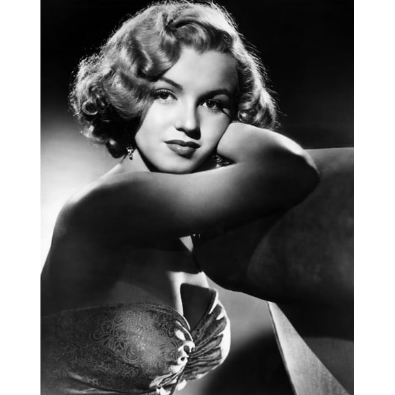 All About Eve Marilyn Monroe 1950 Tm & Copyright (C) 20Th Century Fox Film Corp./Courtesy Everett Collection Photo Print (16 x 20)