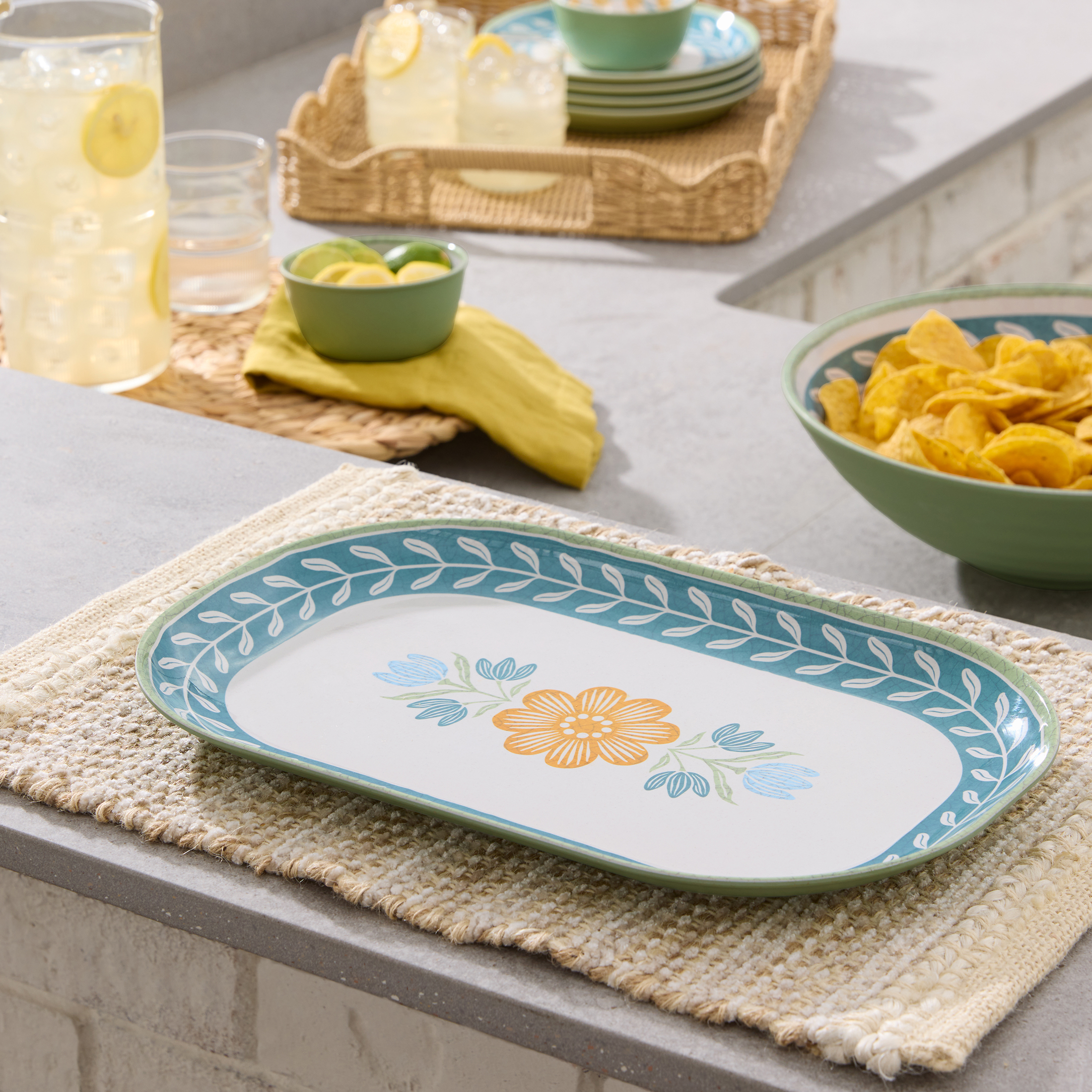 Bandeja para servir de bambú y melamina plástica, floral verde, reutilizable, apta para lavavajillas, 15.6" x 10.1" 3