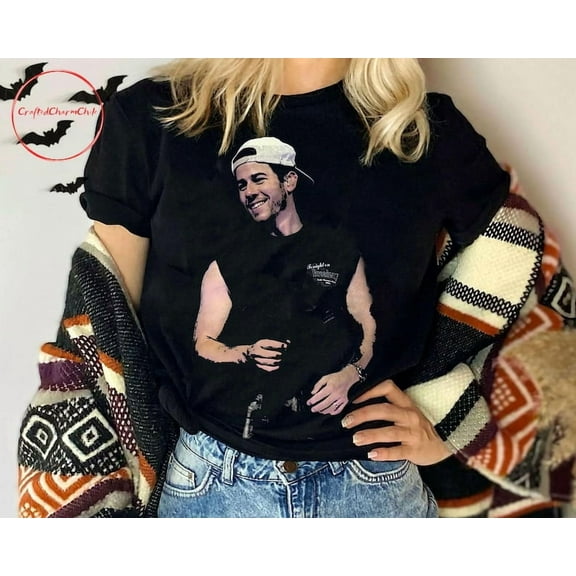 Gild Leaf Jonas Brothers Shirt, Living The Dream Tour 2025, Jonas Fan Andise Shirt, Jonas Tour Gift For Fan, Jonas Bros 20Th Annivesary Tour Tee, Size S-5XL T-Shirt, Graphic Tee, Casual Wear