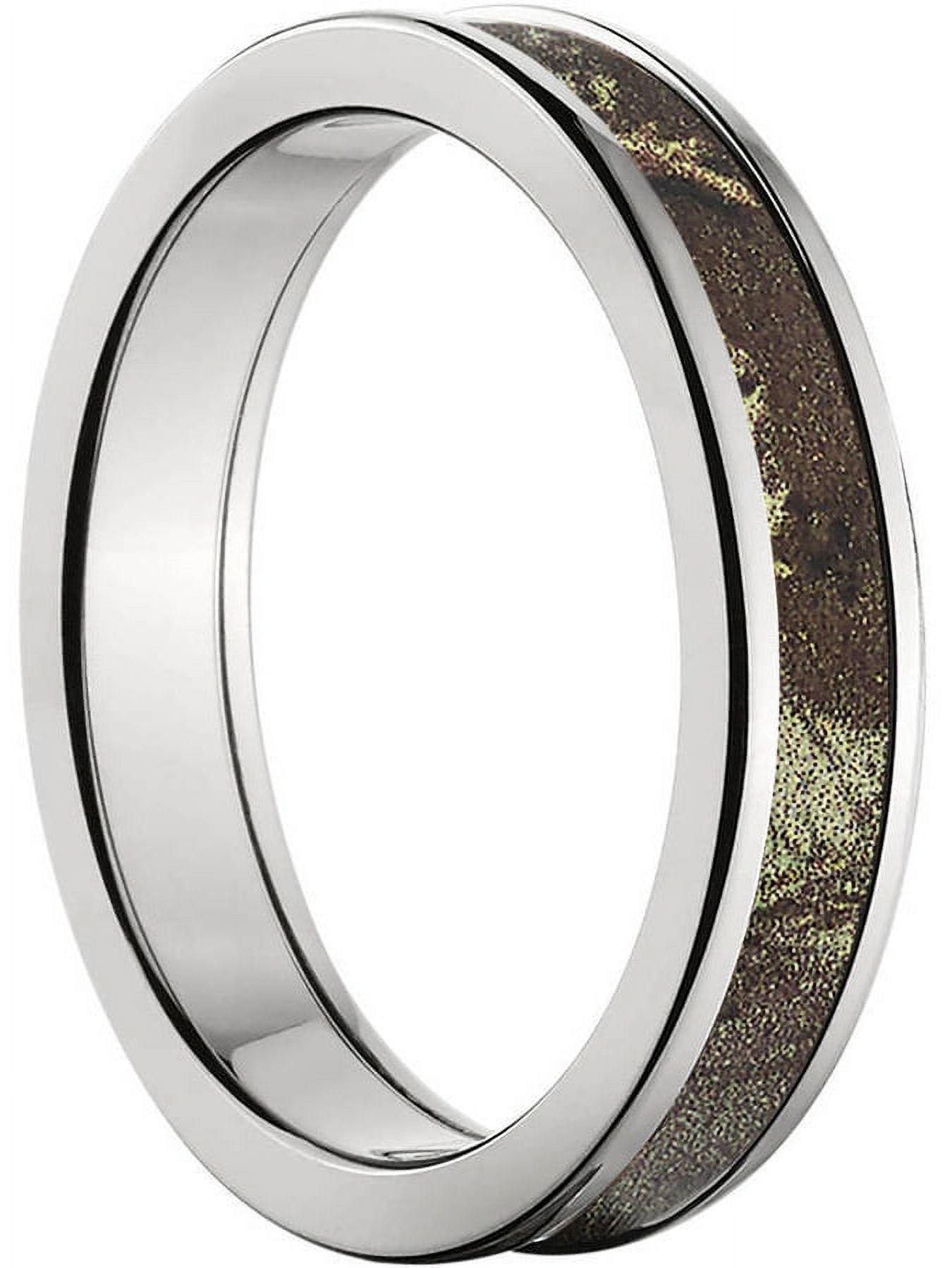 4mm Half-Round Titanium Ring with a RealTree Max 1 Camo Inlay
