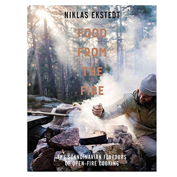 Nourriture du Feu: les Saveurs Scandinaves de la Cuisson en Feu Ouvert