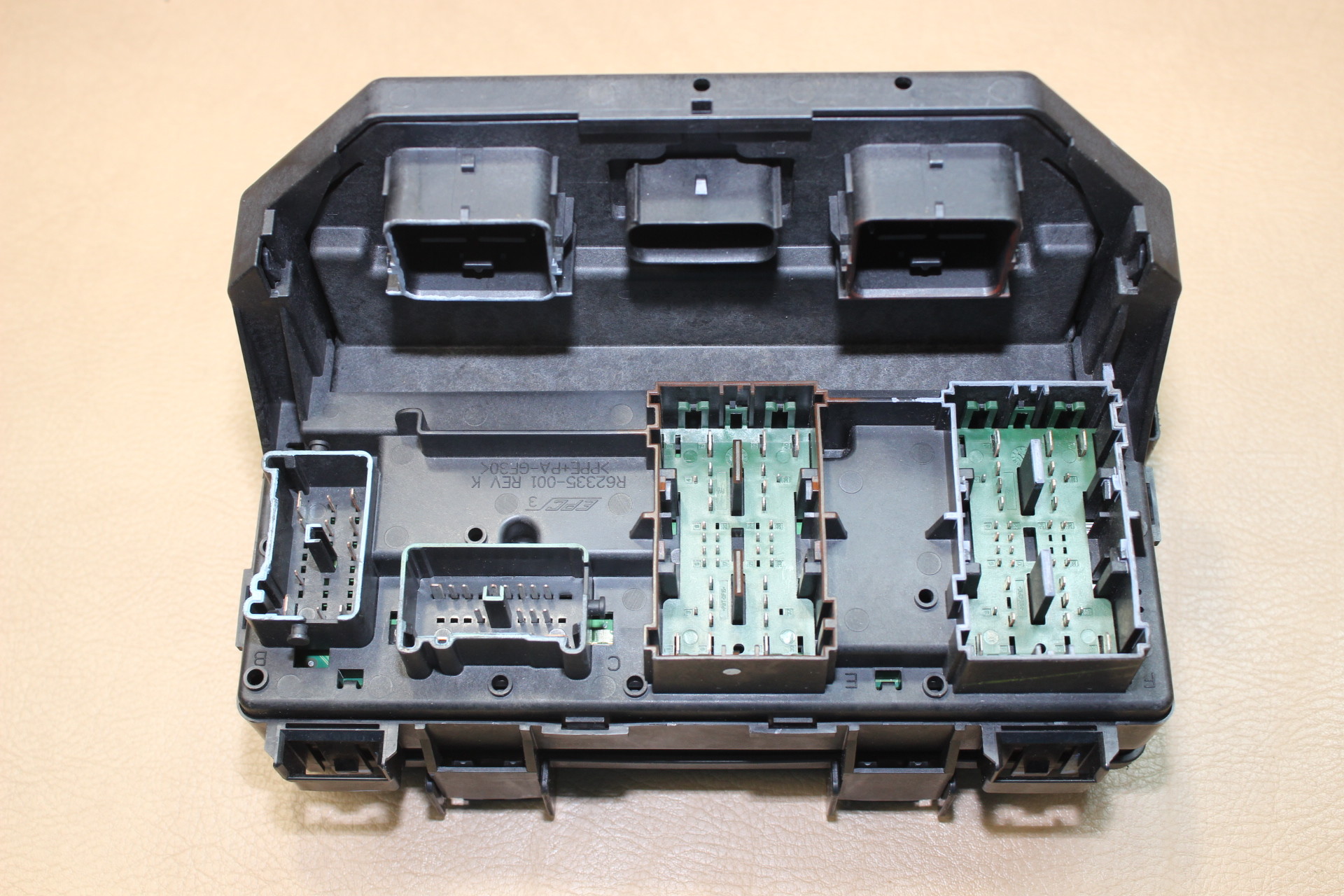 11 DURANGO GRAND CHEROKEE TIPM TEMIC INTEGRATED OEM FUSE BOX 04692316 REBUILT TIPM