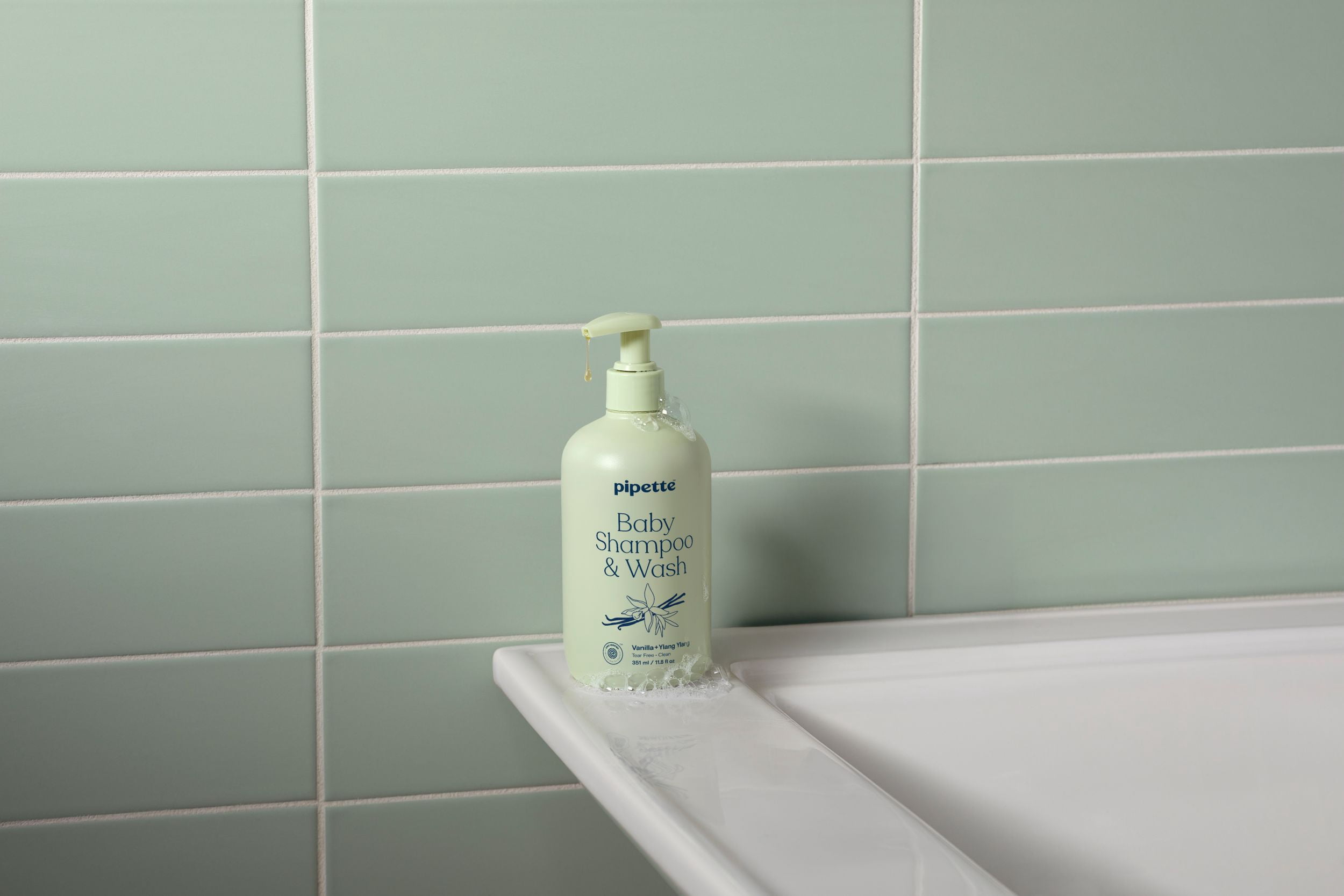 Pipette Tear-Free Baby Shampoo & Wash, Sensitive Skin, Vanilla + Ylang Ylang, 11.8 fl oz