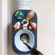thumbnail image 1 of Dispensador automático de pasta de dientes Mr. Thumbs montado en la pared, 1 of 8