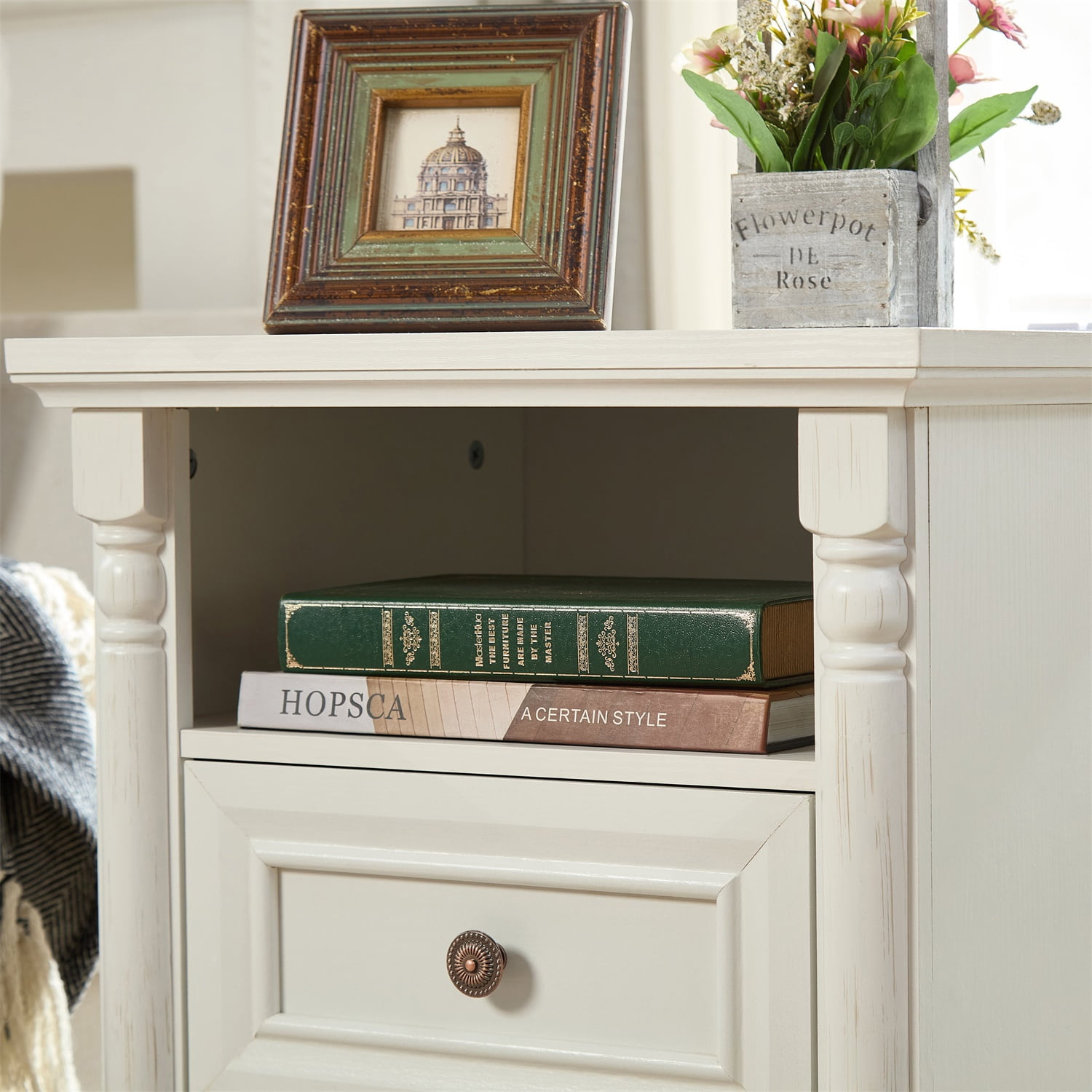 Hommoo Farmhouse Style 2-Drawer Side Table with Storage, Charging Pedestal & Roman Posts Decoration, Rustic Wood Square Nightstand Chest of Drawers for Living Room, Bedroom, Office, White