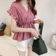 thumbnail image 5 of Camisa de mujer Cuello en V Manga corta Blusa de rayas con volantes Top casual, Rosa, XL Sweethay AP001462-15, 5 of 7