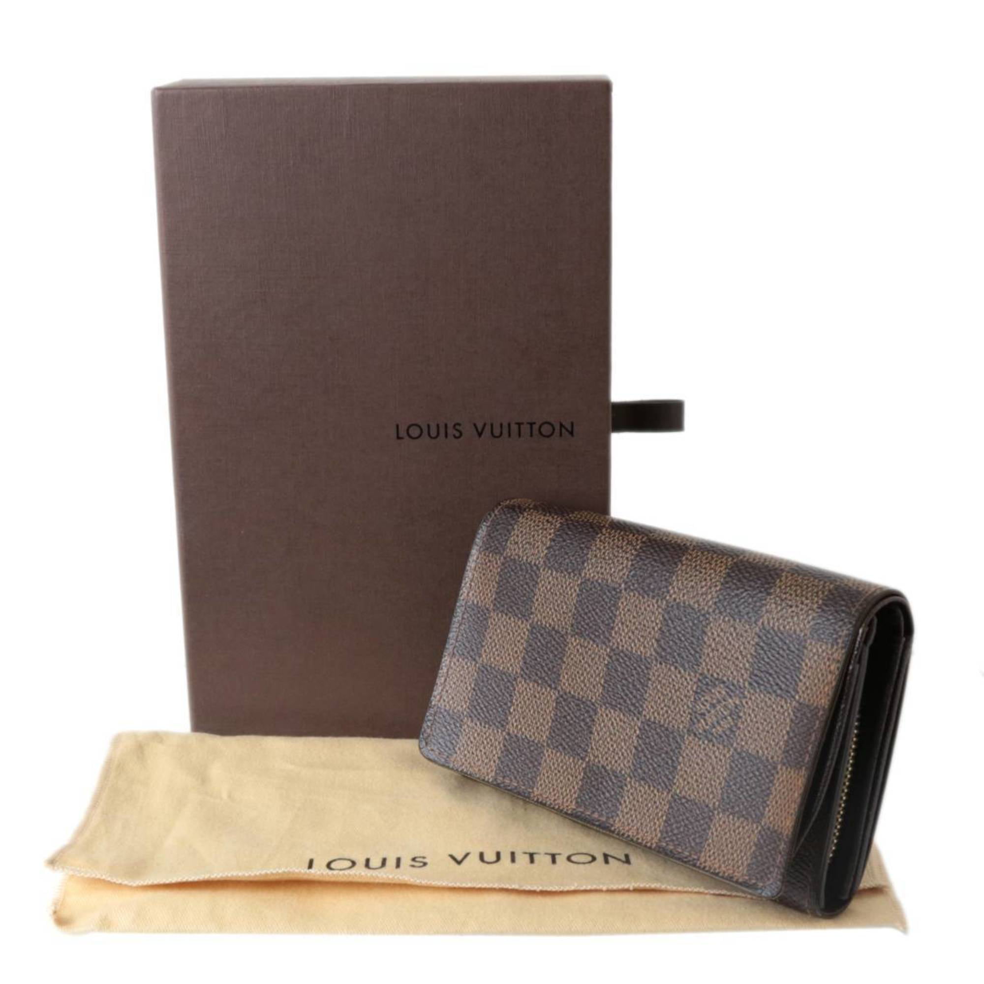 Louis Vuitton Authenticated Leather Wallet