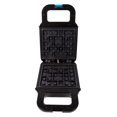thumbnail image 3 of Tetris Waffle Maker - Crea gofres de tetrimino deliciosamente divertidos y geek en casa Hace gofres en 3-5 minutos. Platos con forma de tetrimino. Producto oficial de Tetris de Fizz Creations, 3 of 5