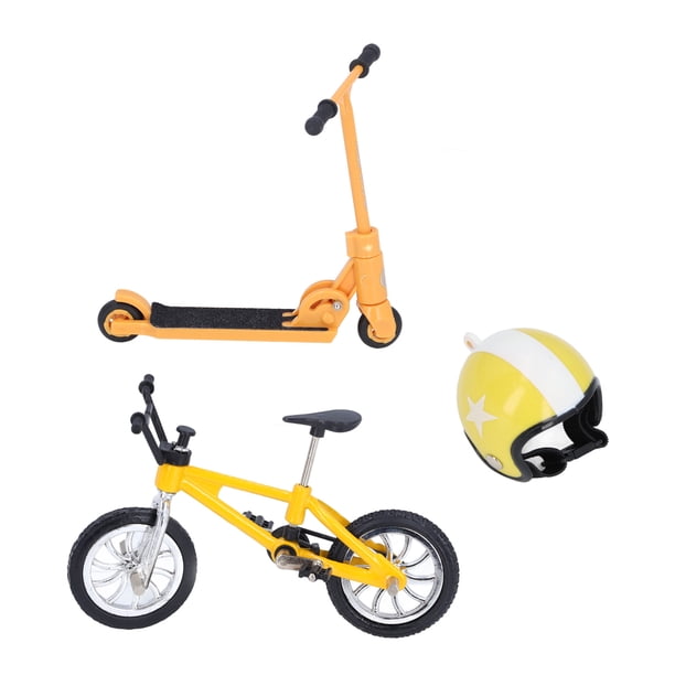 Juego De Scooter De Bicicleta En Miniatura, Juego De Casco De Bicicleta De Scooter De Casa De Muñecas De Jardín, Ideal Para Casas De Muñecas O Escenas De Jardín En Miniatura,