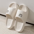 thumbnail image 2 of Zapatillas con estampado de oso bonito para mujer, sandalias suaves de dibujos animados para interiores de verano, zapatos de ocio cómodos antideslizantes para baño y exteriores para hombre, pareja, 2 of 5