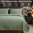 thumbnail image 5 of CJC Quilted Duvet Cover Set 3-Piece – Soft All-Season Bedspread with 2 Pillow Shams (220x240 cm / 87x94 in, Green), 5 of 10