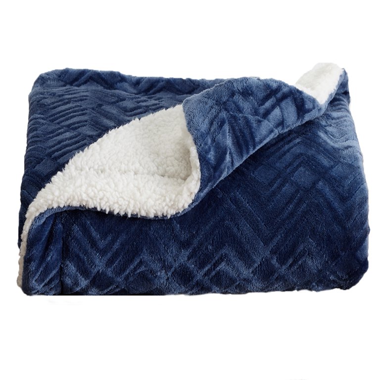 Great Bay Home Velvet Plush Fleece Reversible Warm and Cozy Bed Blanket  (Full / Queen, Blue Surf)