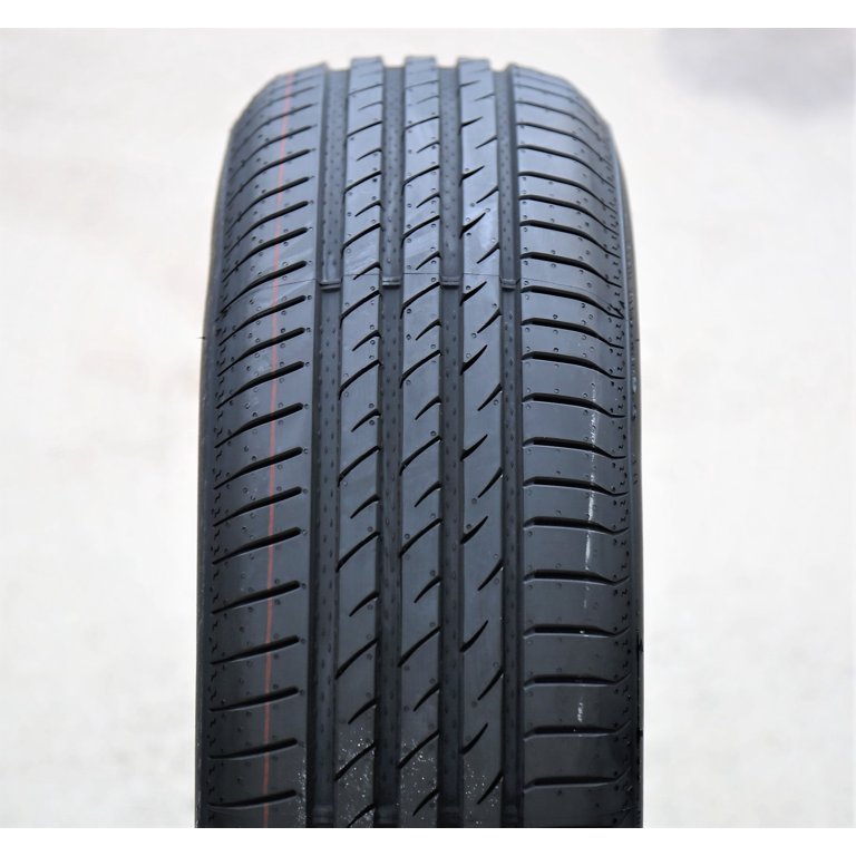 Tire Maxtrek Maximus M2 245/40ZR18 245/40R18 97W AS A/S High