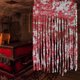 thumbnail image 5 of Cortina Decorativa de Halloween con Manchas de Sangre, Cortina para Puerta o Ventana con Estampado de Huellas de Manos., 5 of 6