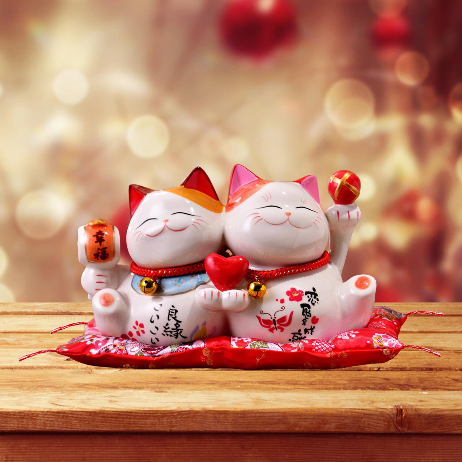 Lucky Cat Statue Decoration Cat Sculpture for Living Room