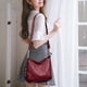thumbnail image 3 of Bolsa de mujer de mensajero de cuero de PU suave de hombro (rojo vino) Tmvgtek Para Estrenar, 3 of 9