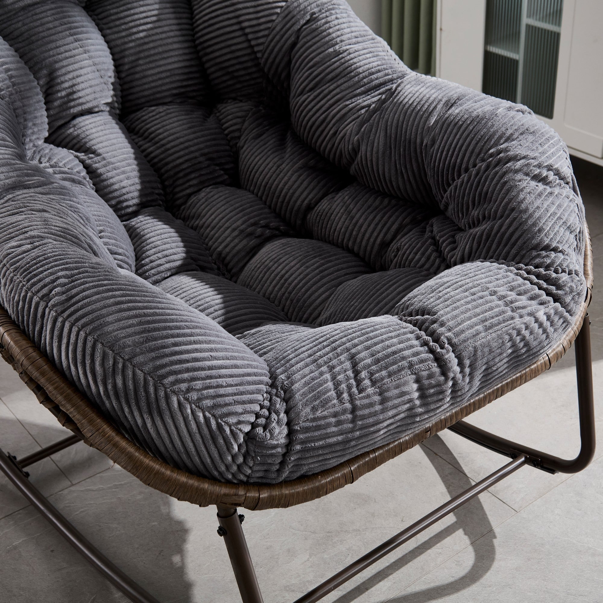 Sailvan Outdoor Rattan Rocking Chair,Oversized Wicker Egg Chair for Patio,Front Porch and Living Room Grey