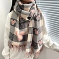 thumbnail image 2 of Disney-bufanda de Mickey para mujer, chal de doble cara, suministros térmicos versátiles, regalo de Navidad, invierno, 2023, 2 of 4