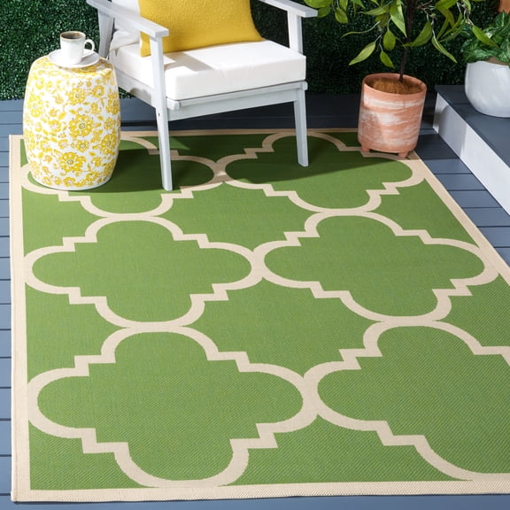 Courtyard Becky Quatrefoil Indoor/Outdoor Area Rug or Runner