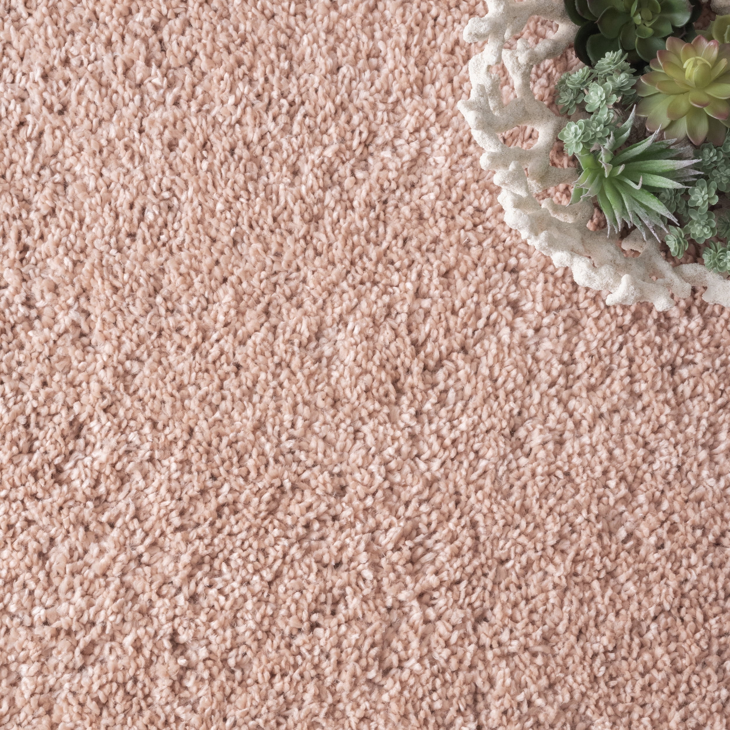 nuLOOM Neva Modern Tasseled Shag Blush 2' x 3' Modern Area Rug
