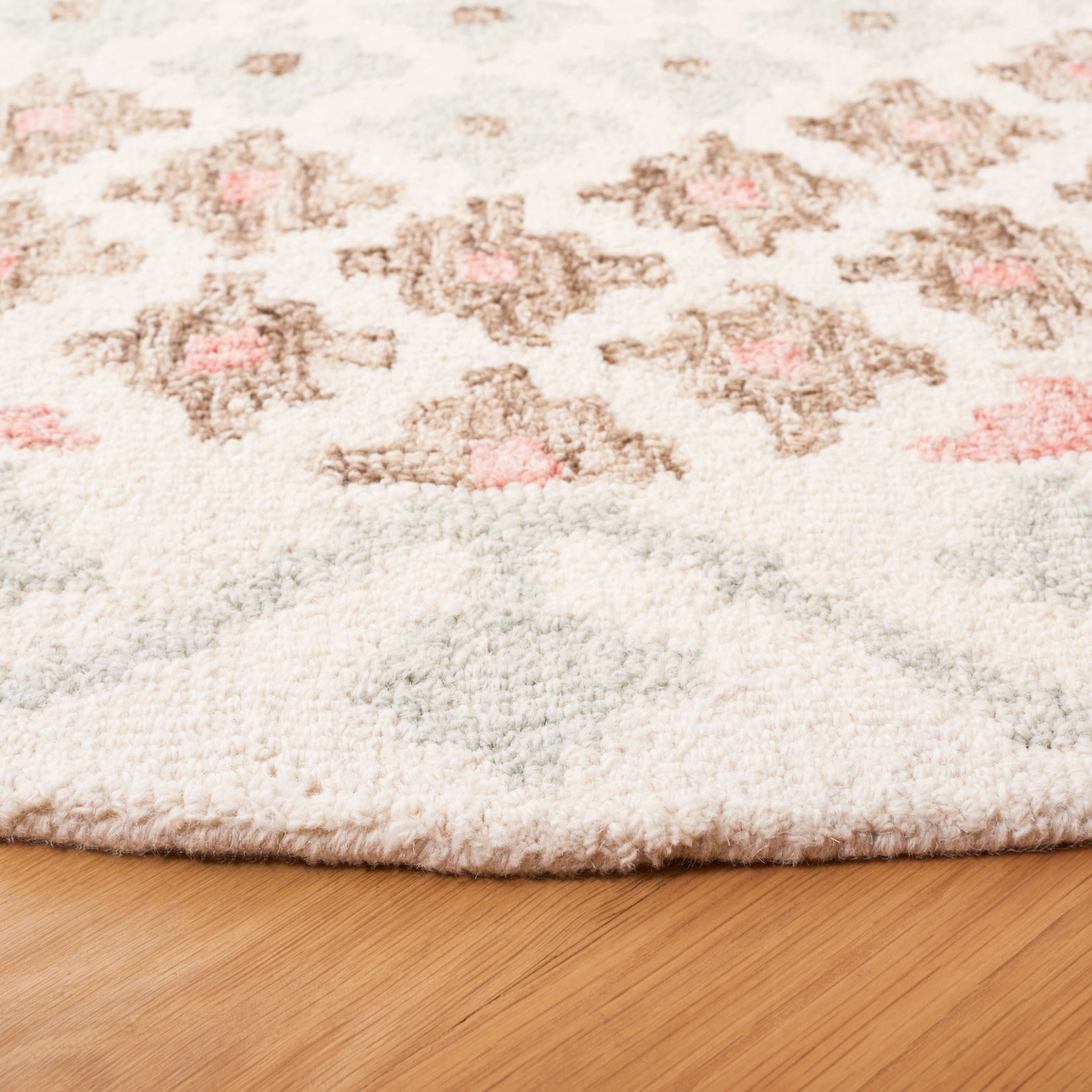 SAFAVIEH Metro Joselyn Floral Area Rug, Ivory/Blue, 6' x 6' Round