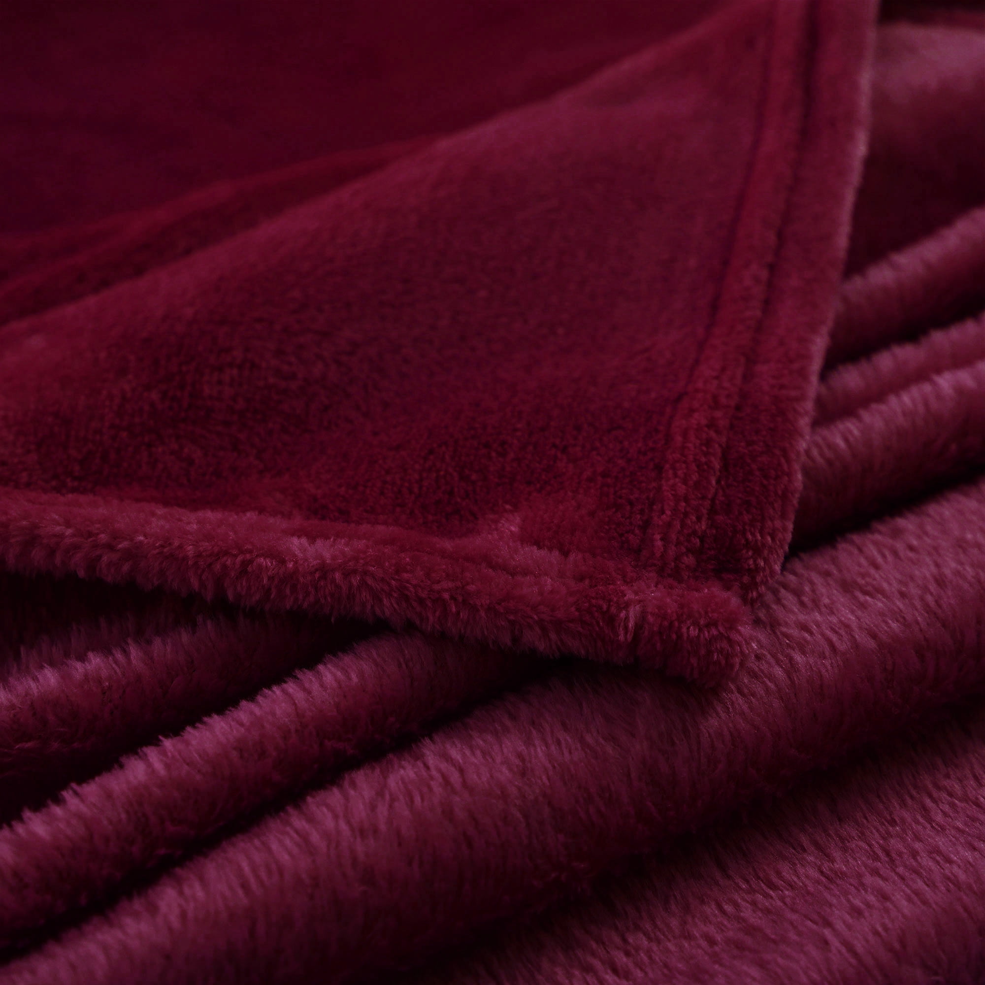PiccoCasa 1 Pcs Home Warm Soft Microplush Fleece Solid Throw Blanket Burgundy 70" x 78"