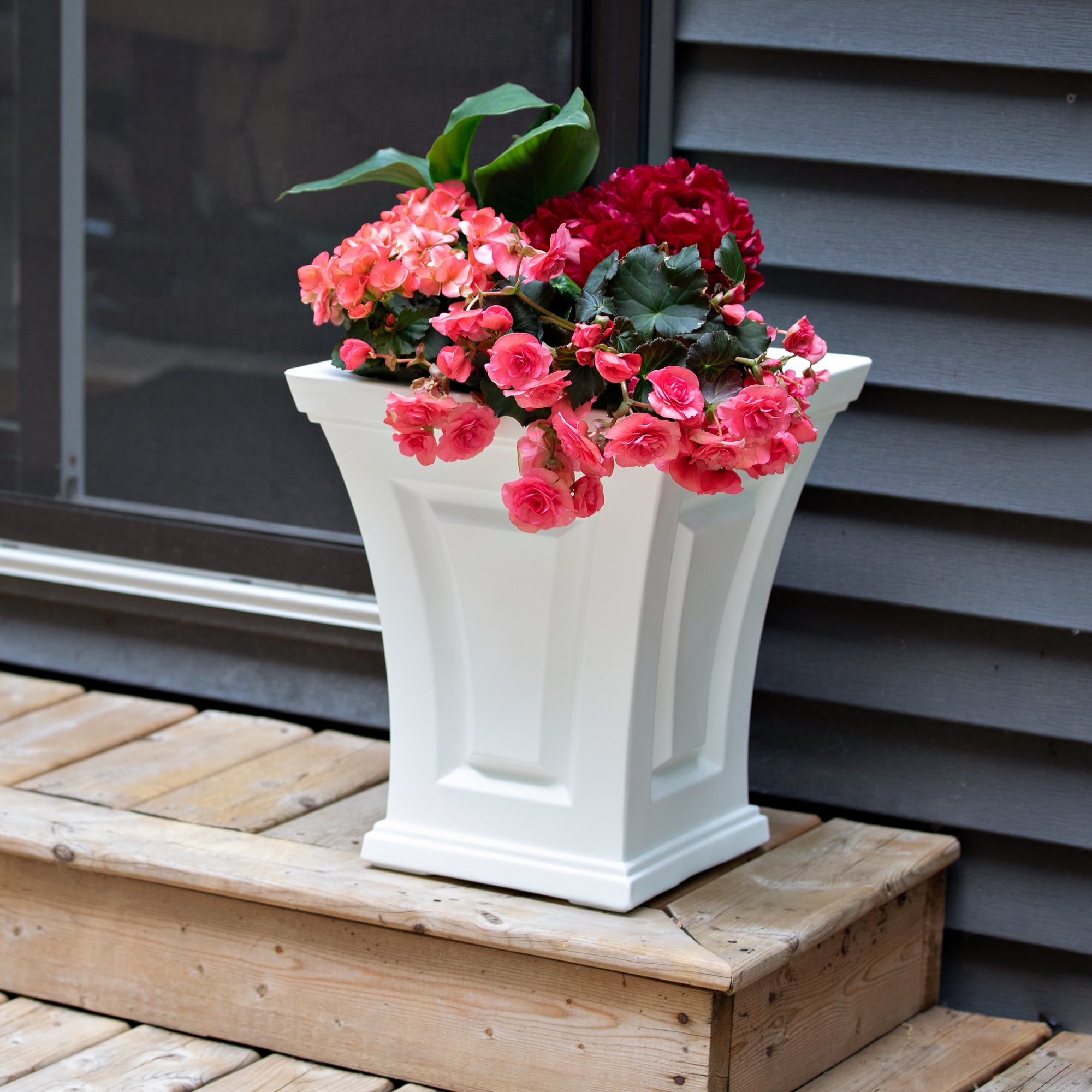 Mayne Cambridge 15"x 15"x 18" Tall Square White Self-Watering Polyethylene Planter