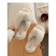 thumbnail image 4 of 2024 Nuevas zapatillas de piel mullida cruzada de moda para mujer, zapatillas de piel para el hogar de invierno, zapatillas planas para el suelo de interior, zapatillas cálidas para el hogar, 4 of 5