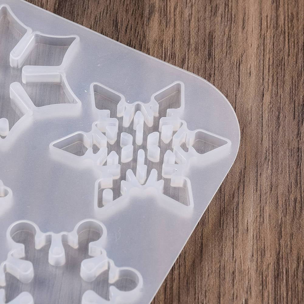 Christmas Pendants DIY Silicone Mold Resin Casting Molds for UV Resin Epoxy Resin Craft Making White Snowflake 130x125x5mm Inner Diameter: 37~42x30~46mm