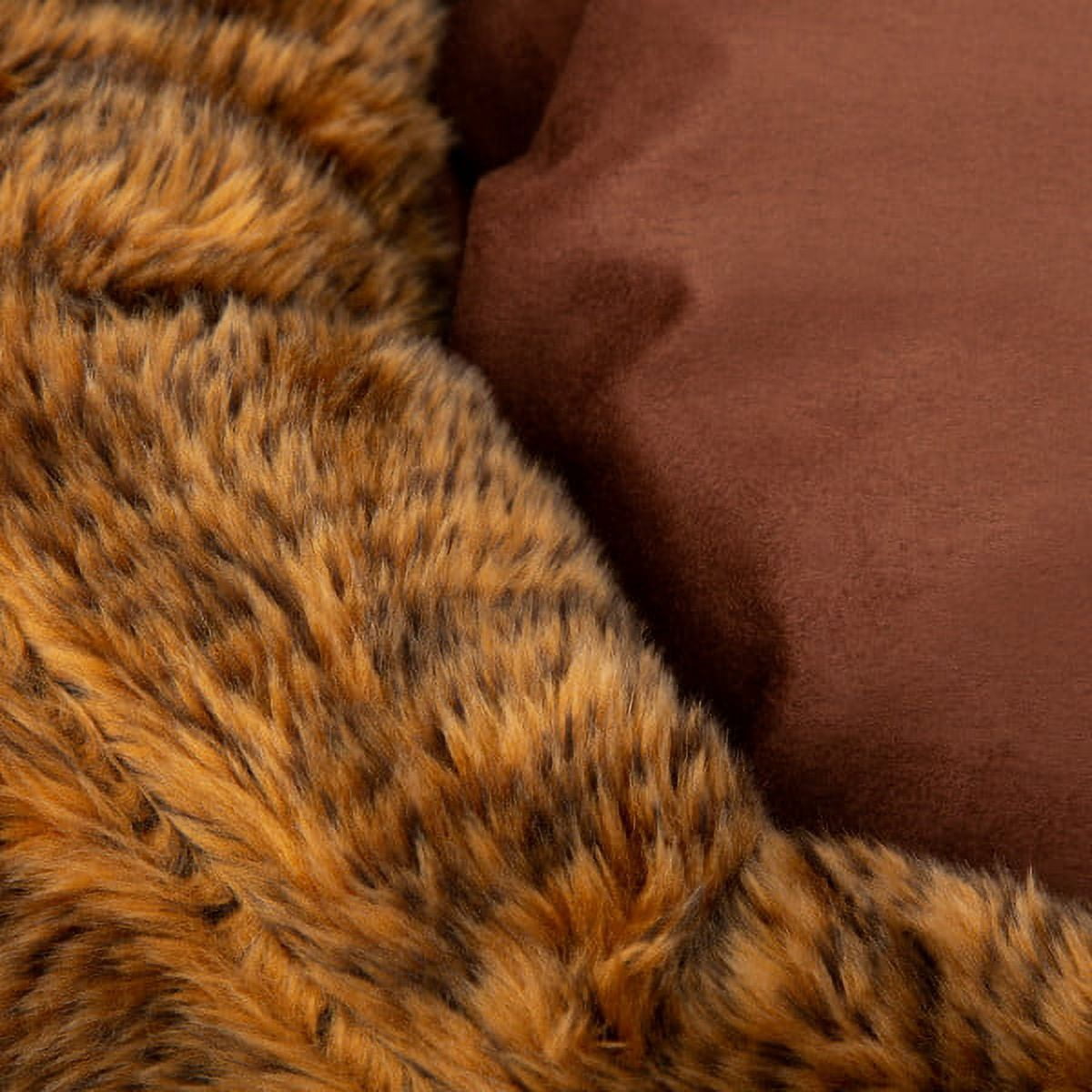 Scruffs® Bear Paw Pet Bed, Perfect for Cats and Dogs, Plush Faux Fur w/ Faux Suede Center, Non-Slip Base, Unmatched Cushioning and Insulation, Brown Bear