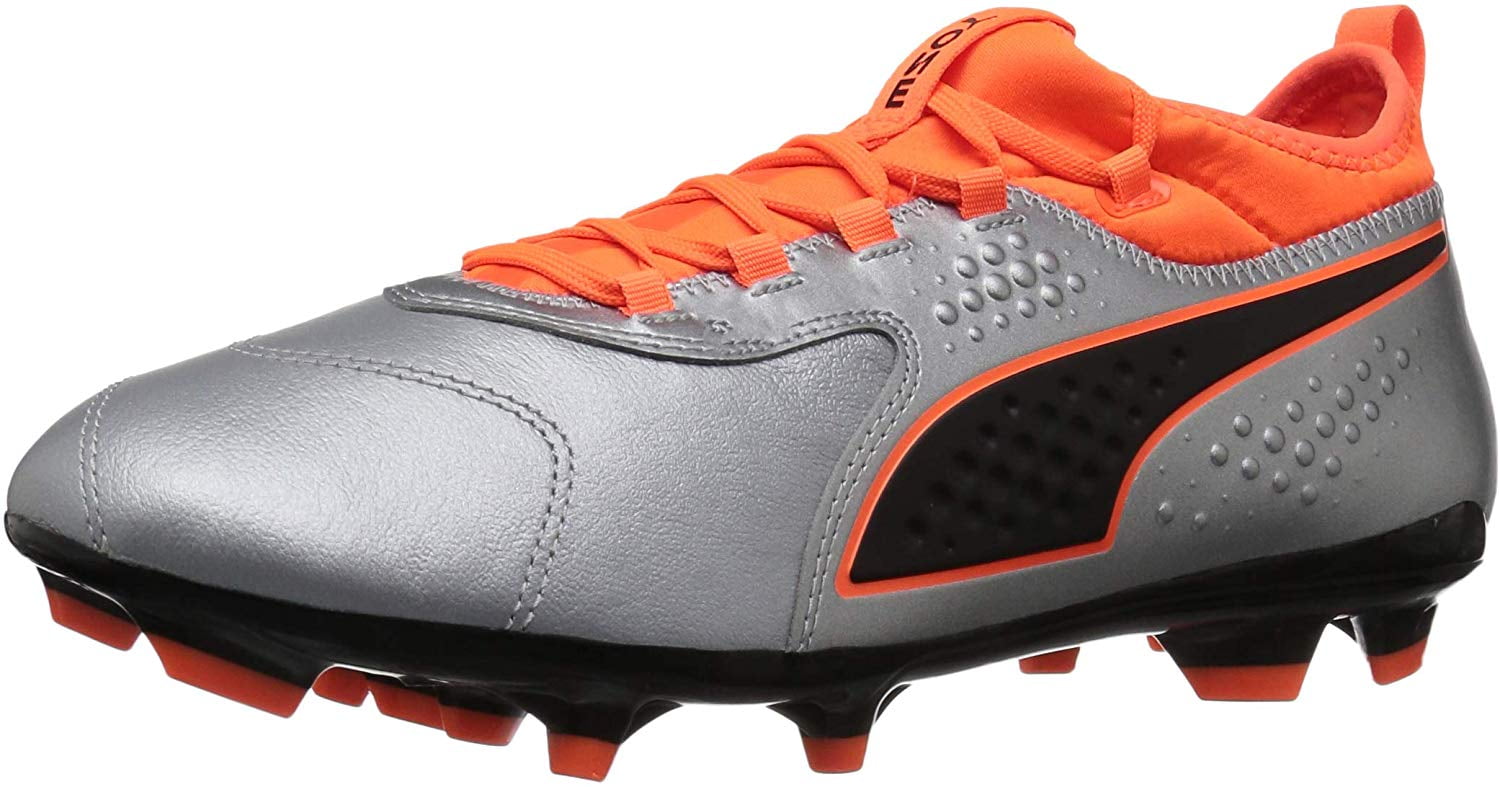 puma black soccer shoes